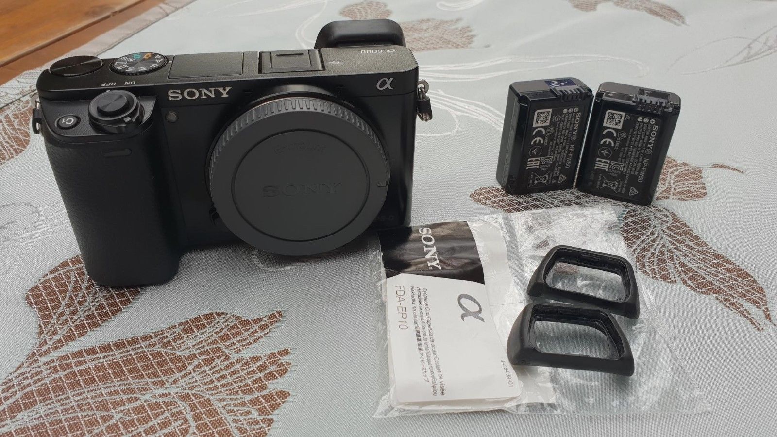 Sony Alpha ILCE-6000 24.3 MP Digitalkamera - Schwarz (Nur Gehäuse)