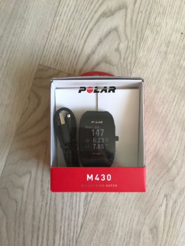 Polar M430 GPS-Laufuhr Pulsuhr schwarz / black - vom deutschen Fachhändler