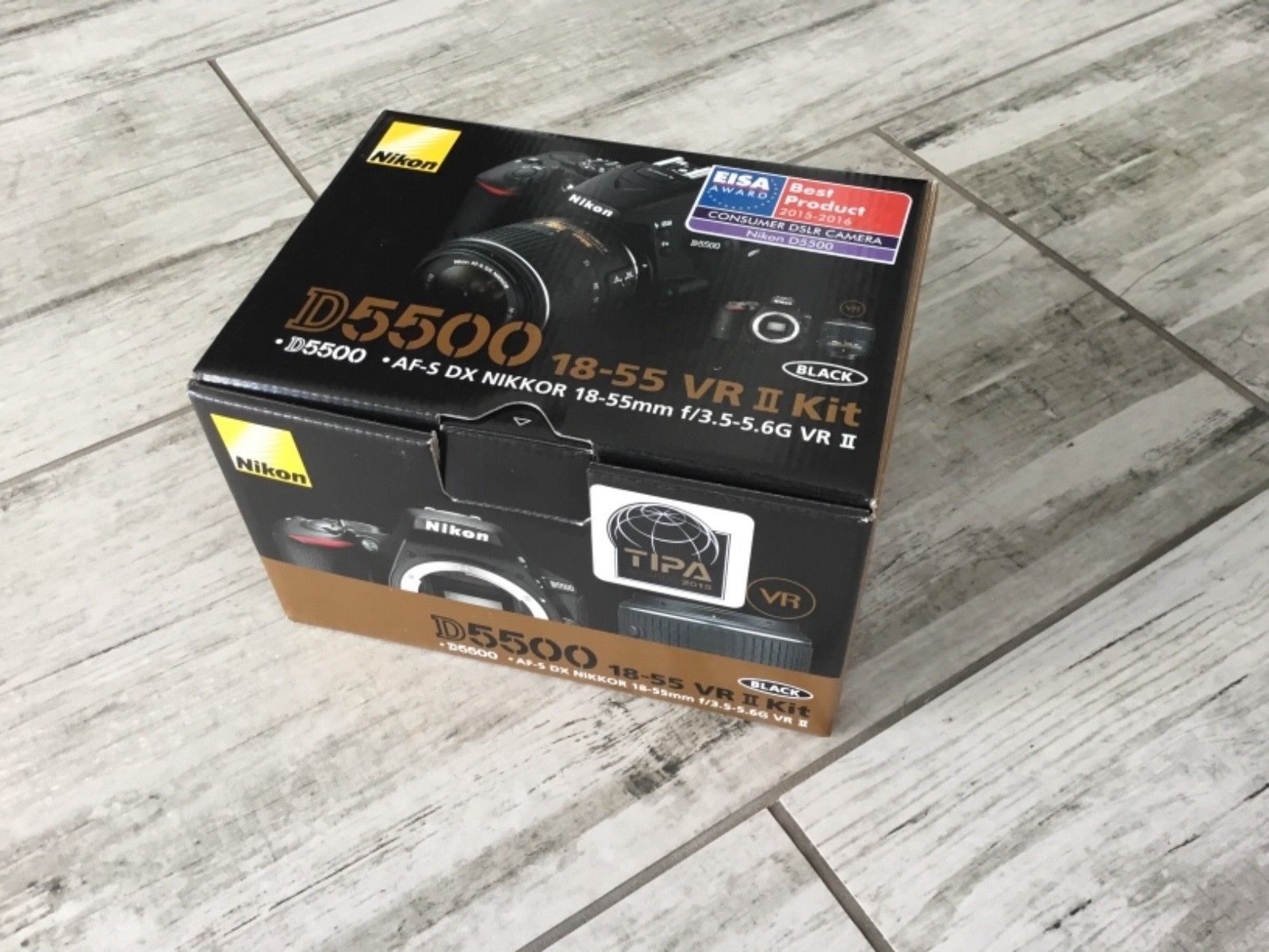 Nikon D5500 24.2 MP Digitalkamera  Kit m/ AF-S DX 18-55mm f/3.5- OVP wie neu