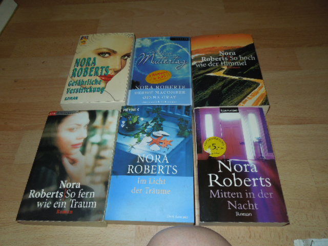 22 Bücher Paket Nora Roberts Liebe Sammlung Lesen Taschenbücher Taschenbuch
