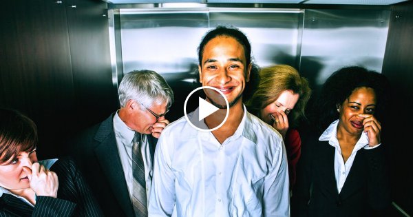 Chef im Fahrstuhl angefurzt!