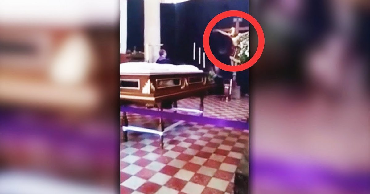 5 mysteriöse Statuen die sich vor laufender Kamera bewegt haben